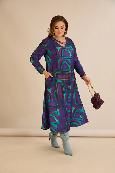 Rochie mărime mare croială linie A cu decolteu original