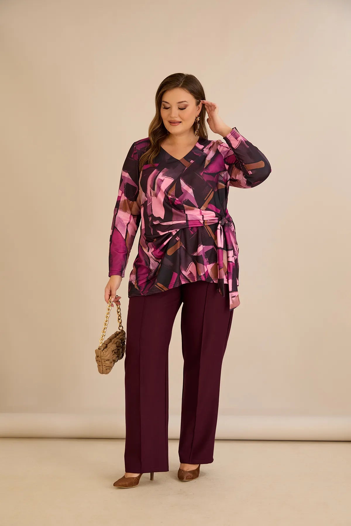 Bluză mărime mare cu cordon – roz