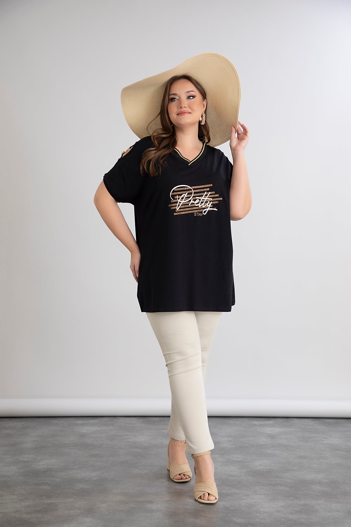 Tricou marime mare din bumbac cu elemente aurii