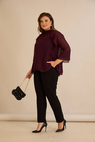 Bluză elegantă mărime mare din șifon cu volane – burgundy