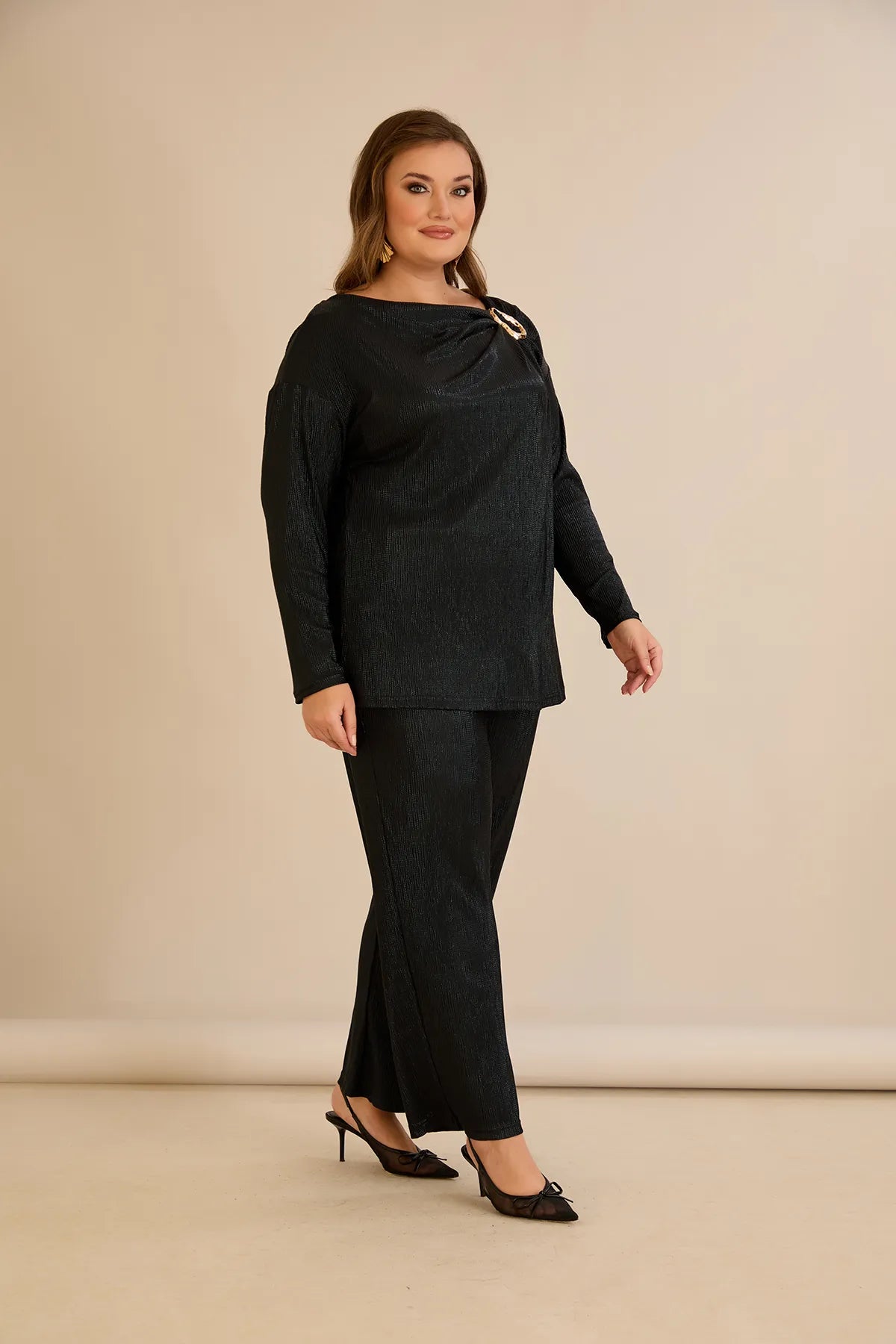 Compleu festiv mărime mare din material plisat (solei)