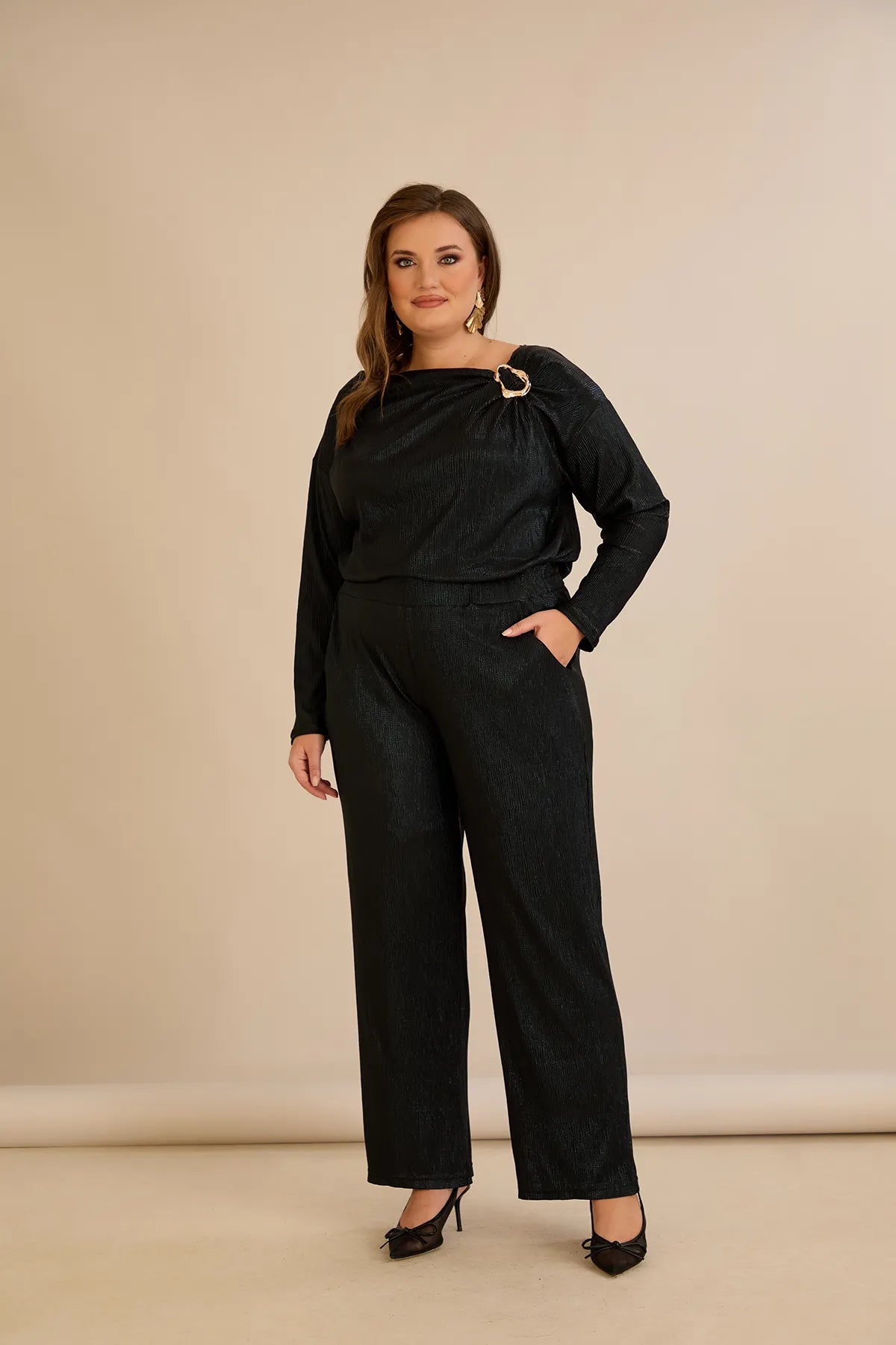 Compleu festiv mărime mare din material plisat (solei)