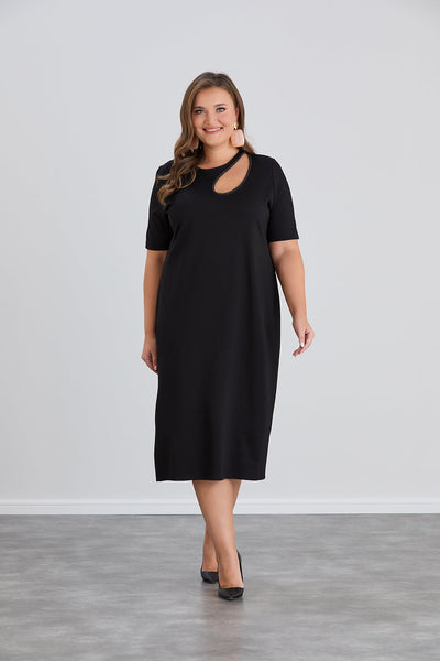 Rochie marime mare cu deschidere din pietricele delicate