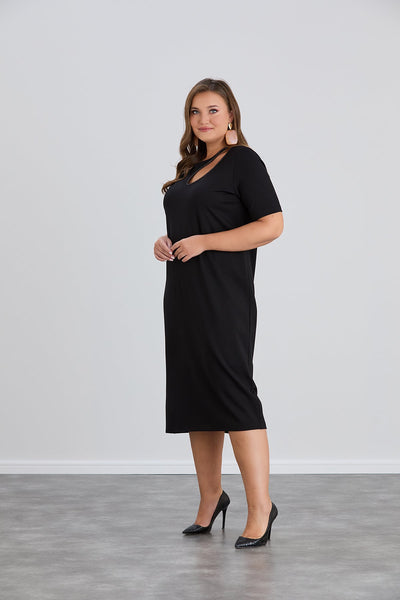 Rochie marime mare cu deschidere din pietricele delicate