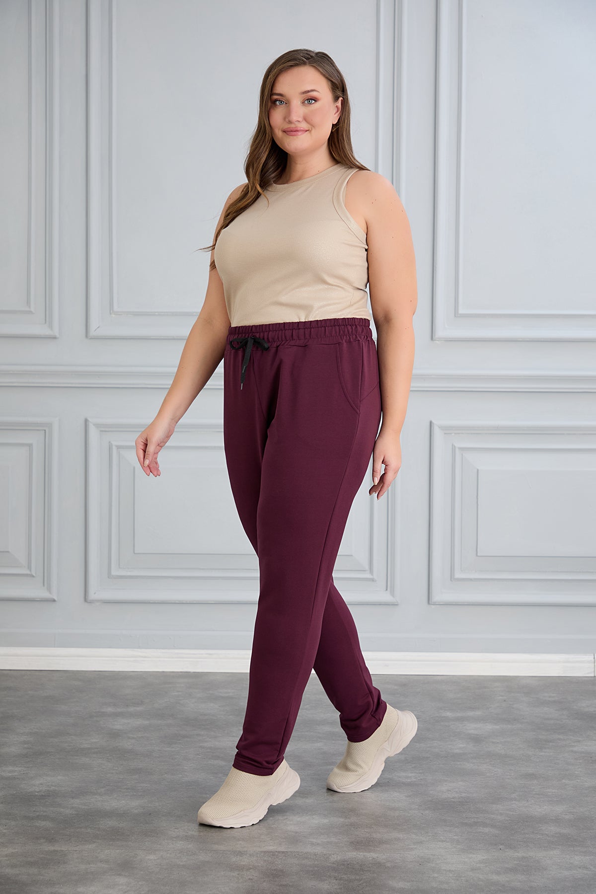 Pantalon sport marime mare Daily - visiniu