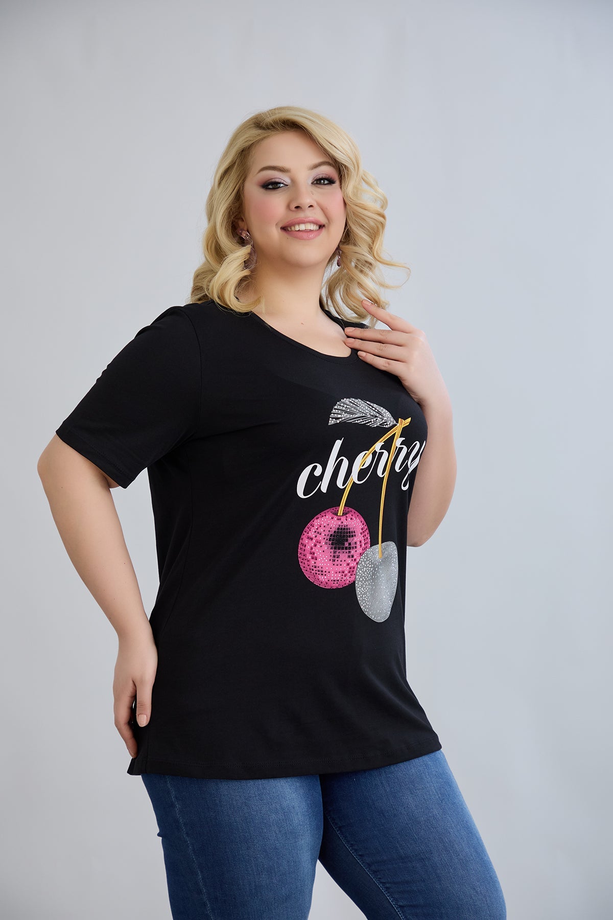 Tricou marime mare din bumbac Cherry - negru
