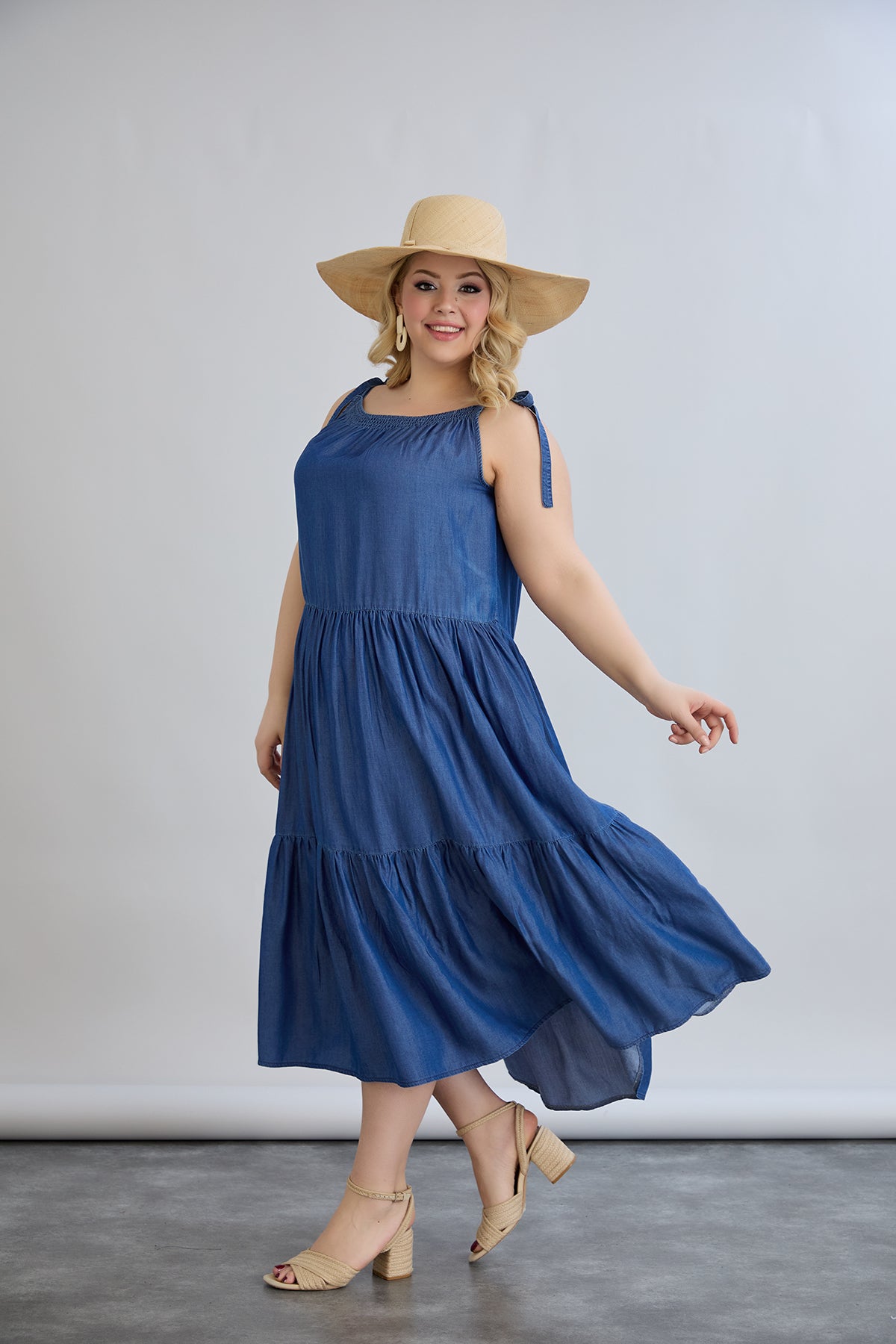 Rochie marime mare de vara din tencel cu volane