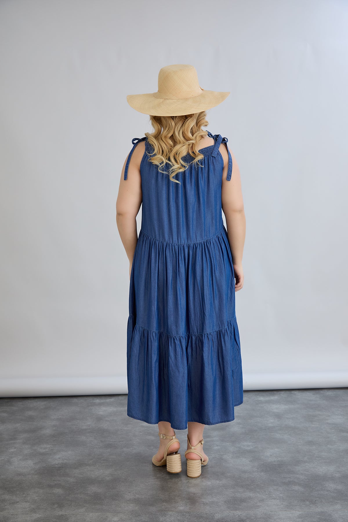 Rochie marime mare de vara din tencel cu volane