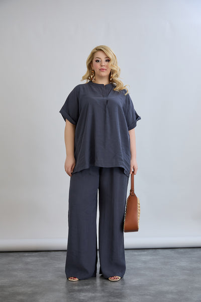 Compleu elegant marime mare din material usor