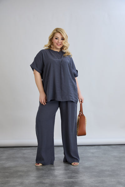 Compleu elegant marime mare din material usor