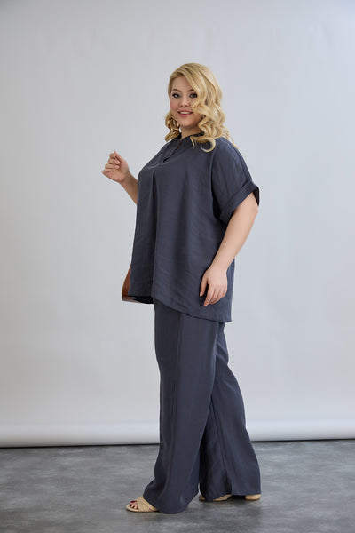 Compleu elegant marime mare din material usor