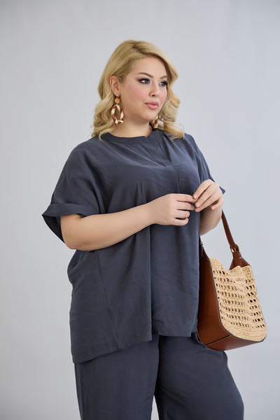 Compleu elegant marime mare din material usor