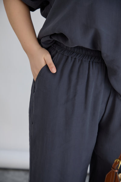 Compleu elegant marime mare din material usor