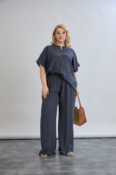 Compleu elegant marime mare din material usor