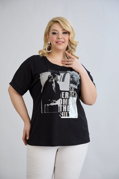 Tricou marime mare din bumbac cu pietricele si imprimeu - negru