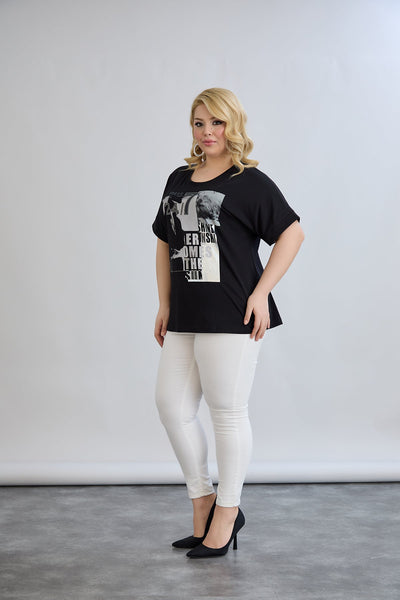 Tricou marime mare din bumbac cu pietricele si imprimeu - negru