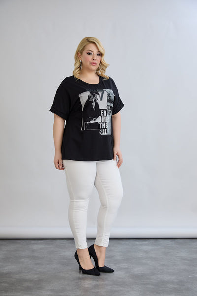 Tricou marime mare din bumbac cu pietricele si imprimeu - negru