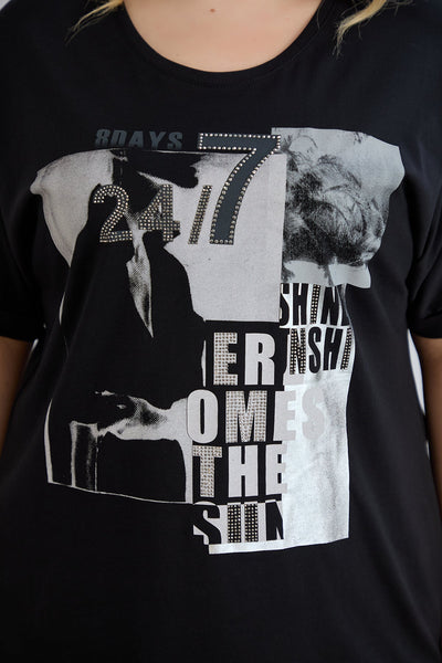 Tricou marime mare din bumbac cu pietricele si imprimeu - negru
