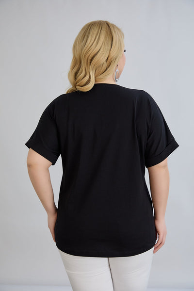 Tricou marime mare din bumbac cu pietricele si imprimeu - negru