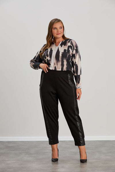 Pantalon marime mare tip potour cu margine din piele