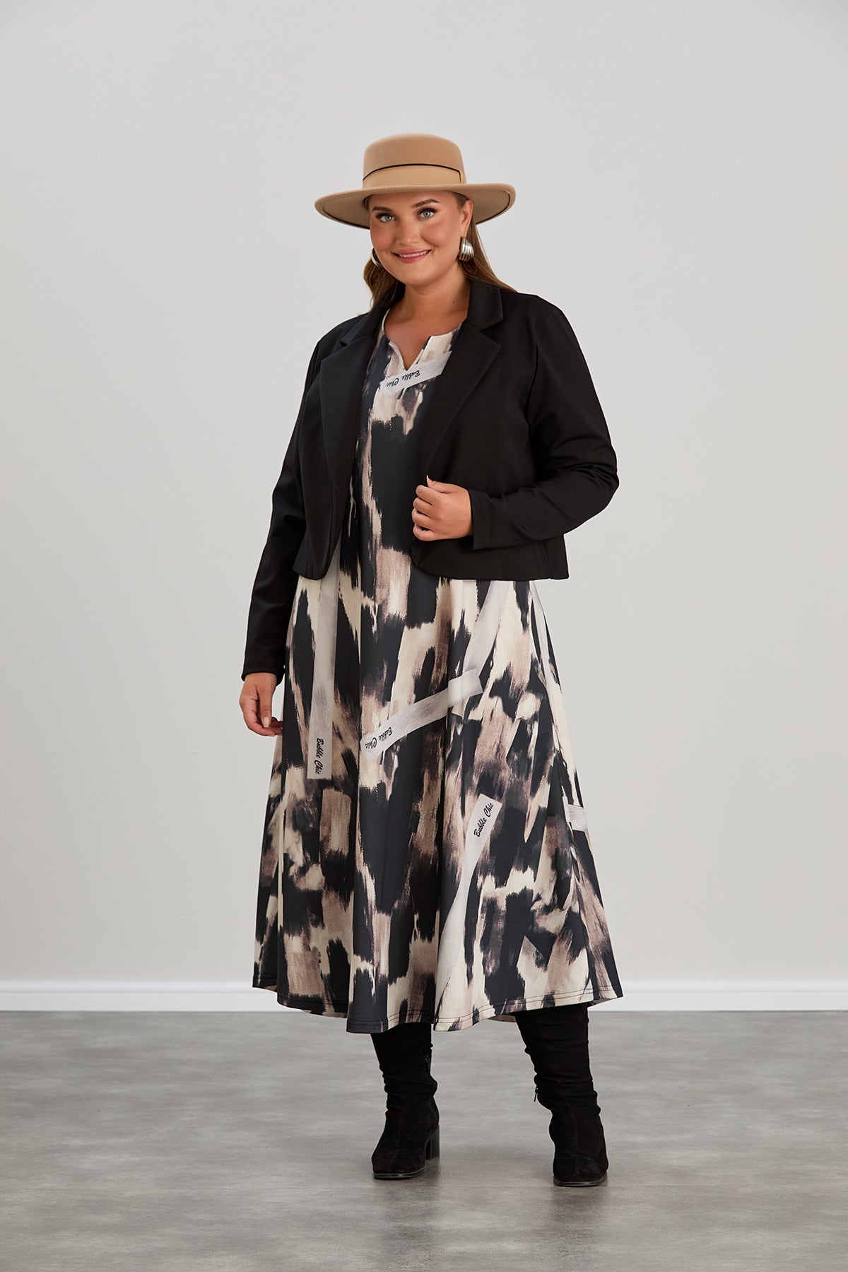 Sacou scurt elegant marime mare