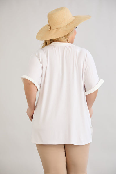 Bluza marime mare cu decolteu in V si pietricele delicate - alb