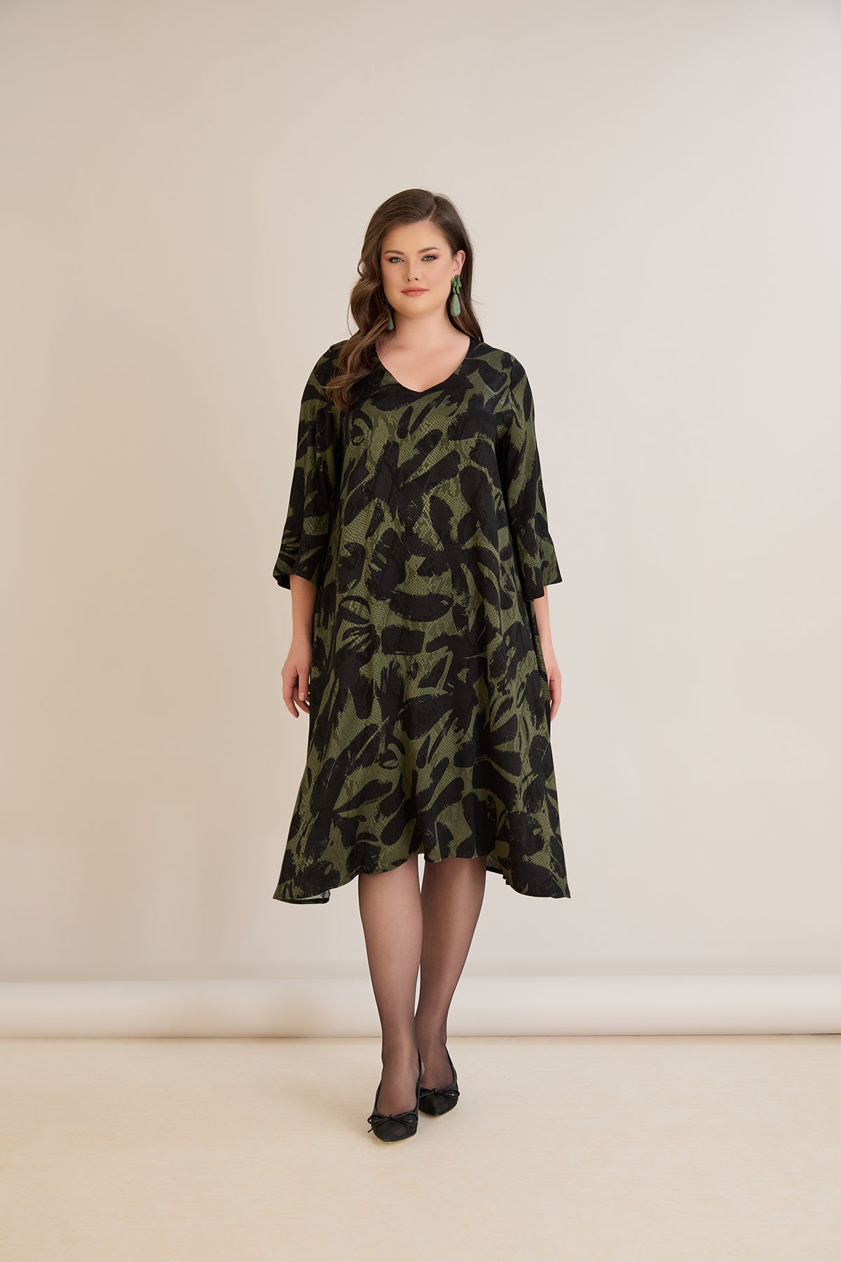 Rochie marime mare croila A din vascoza – verde
