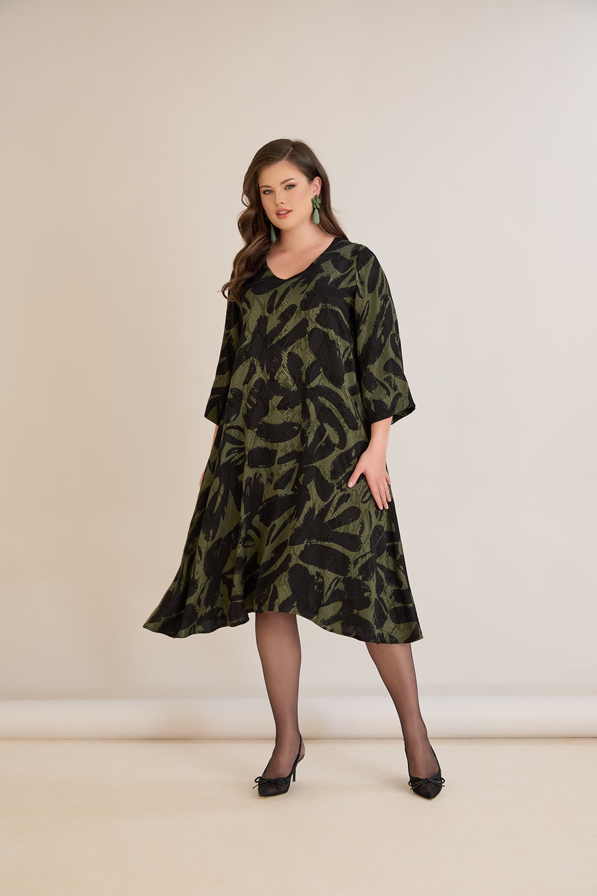 Rochie marime mare croila A din vascoza – verde