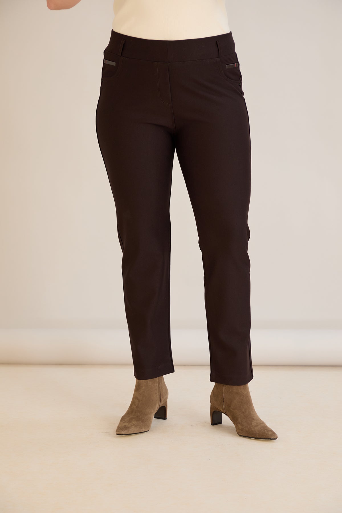 Pantalon modelator marime mare Borisa – maro cafea