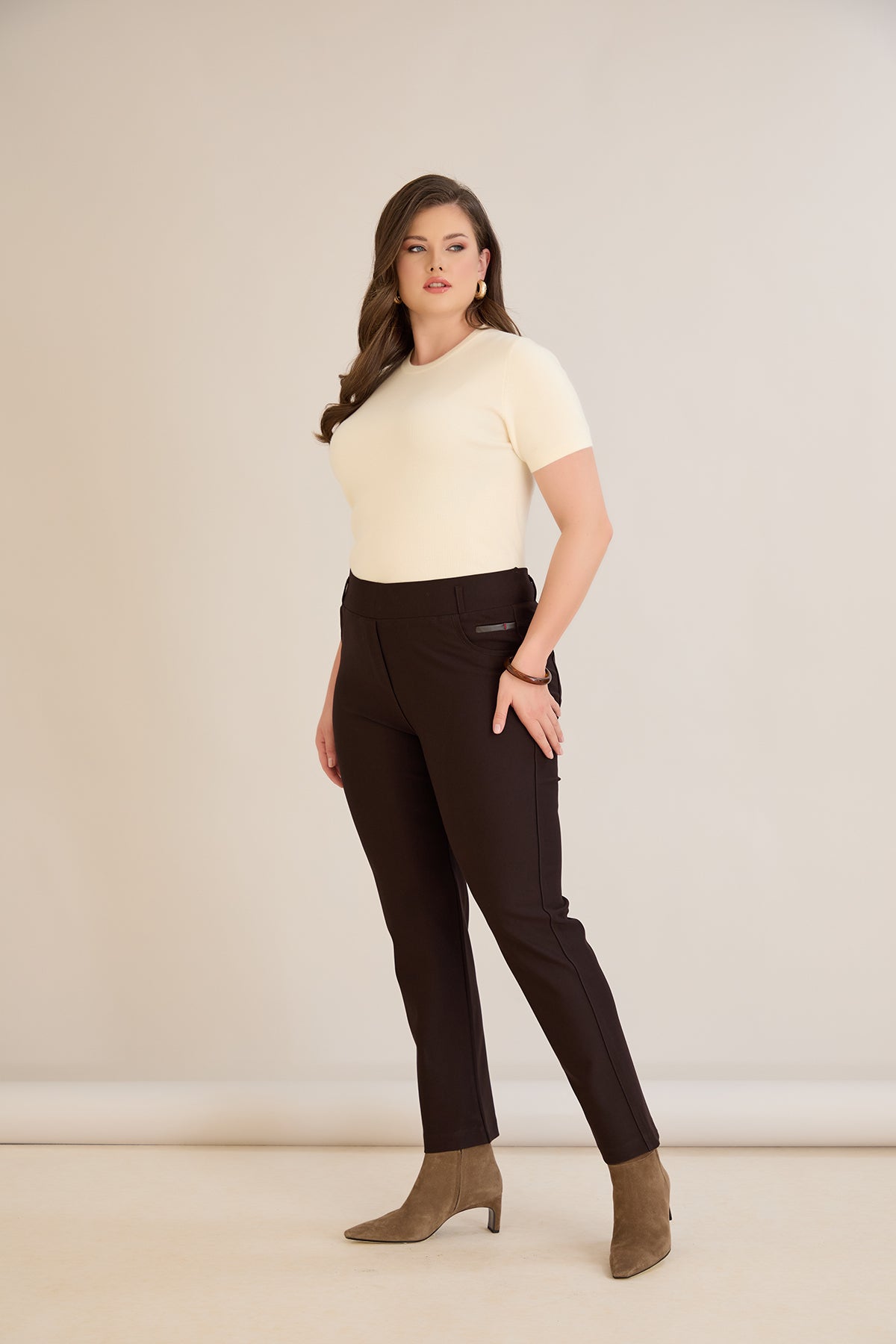 Pantalon modelator marime mare Borisa – maro cafea
