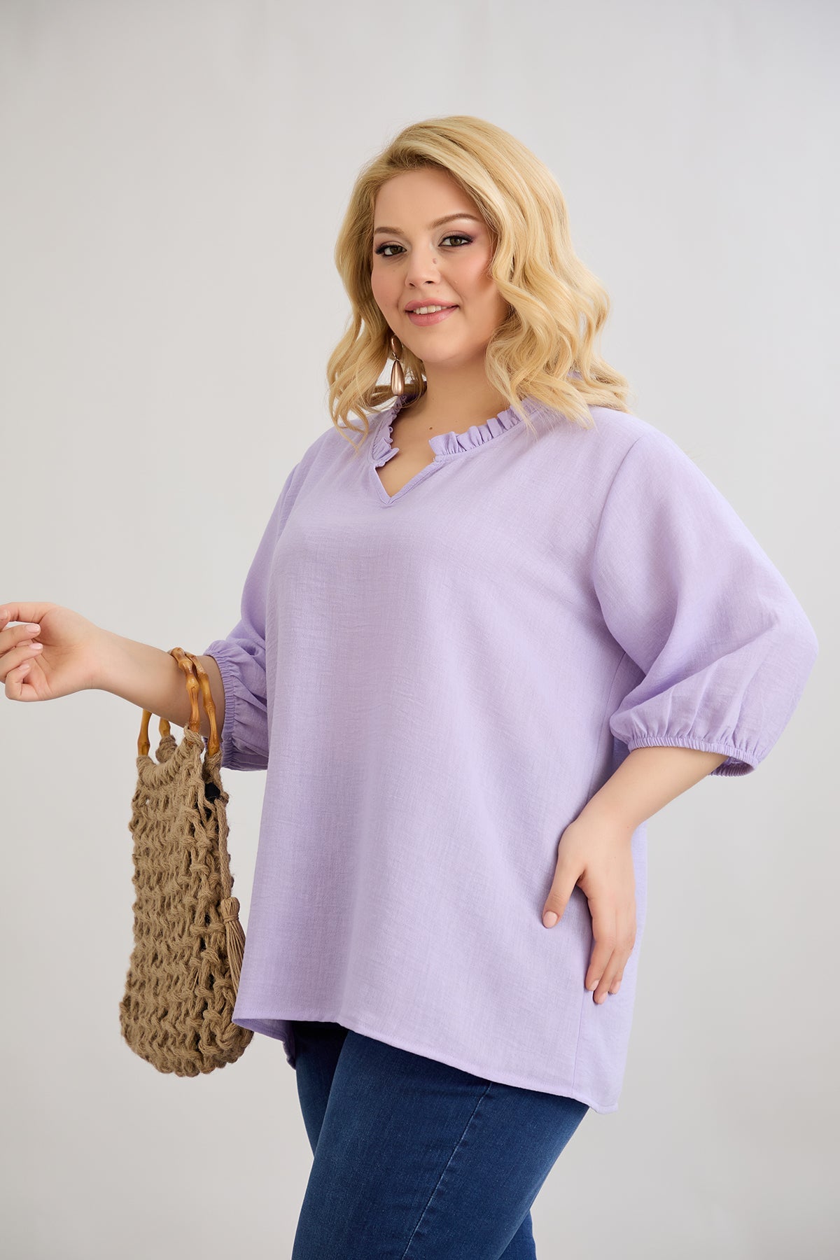 Bluza marime mare cu decolteu in V incretit - lila