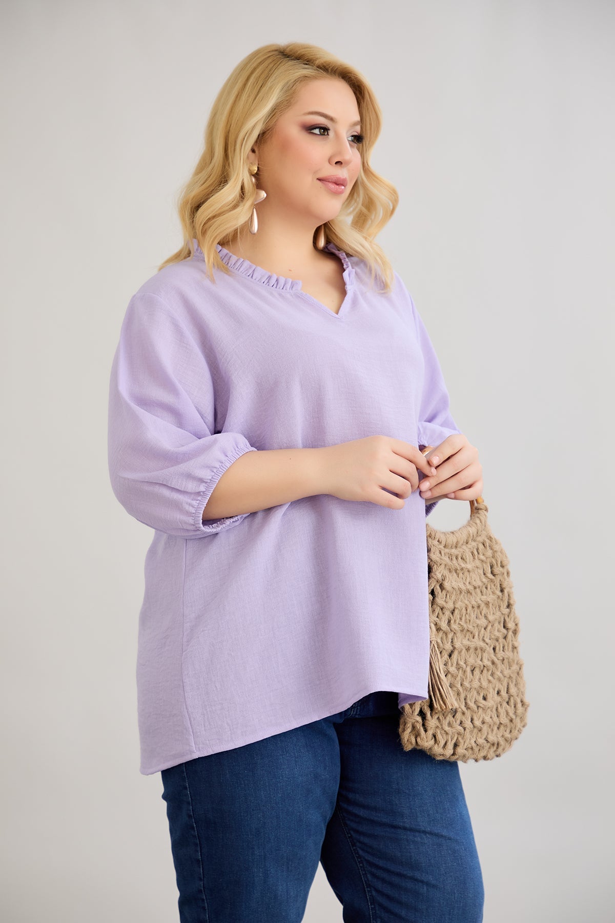 Bluza marime mare cu decolteu in V incretit - lila