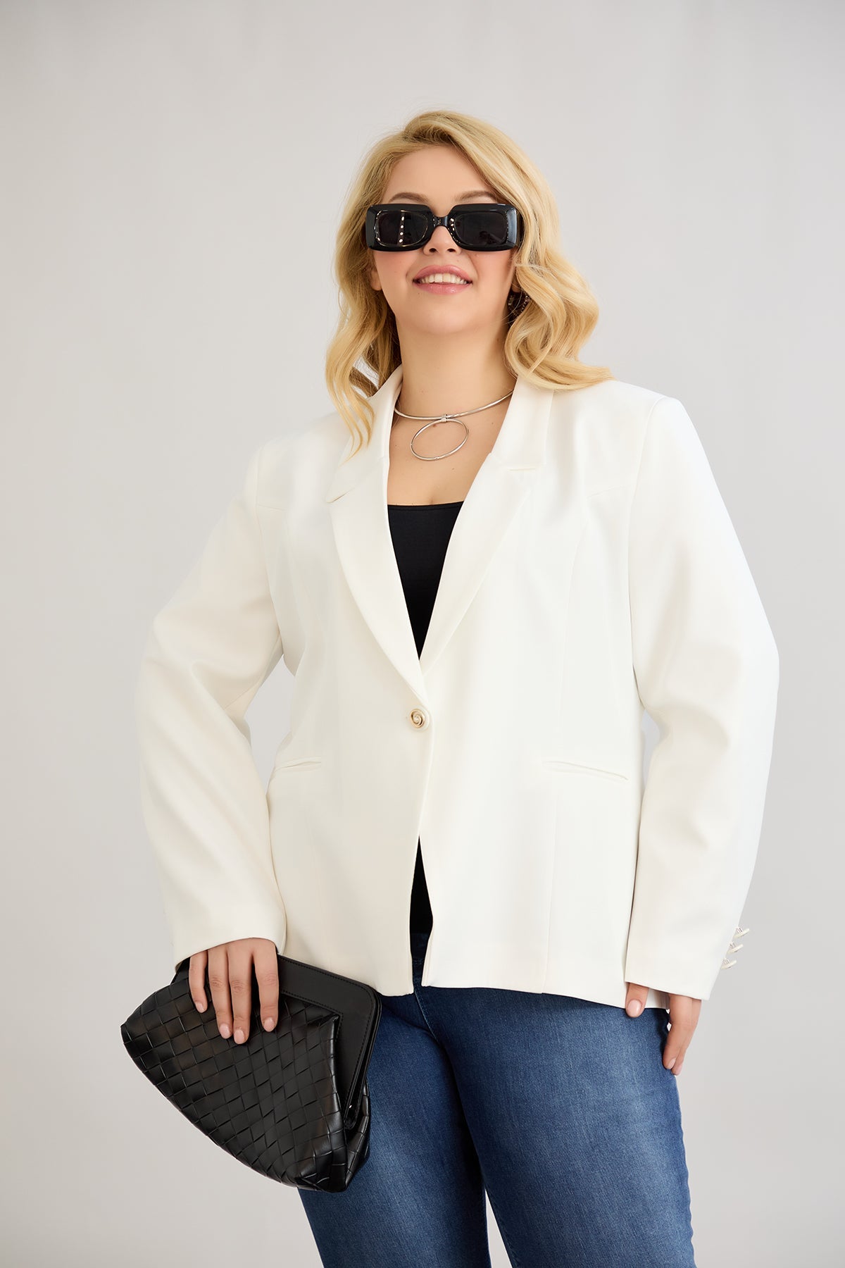 Sacou elegant si modern cu captuseala - alb