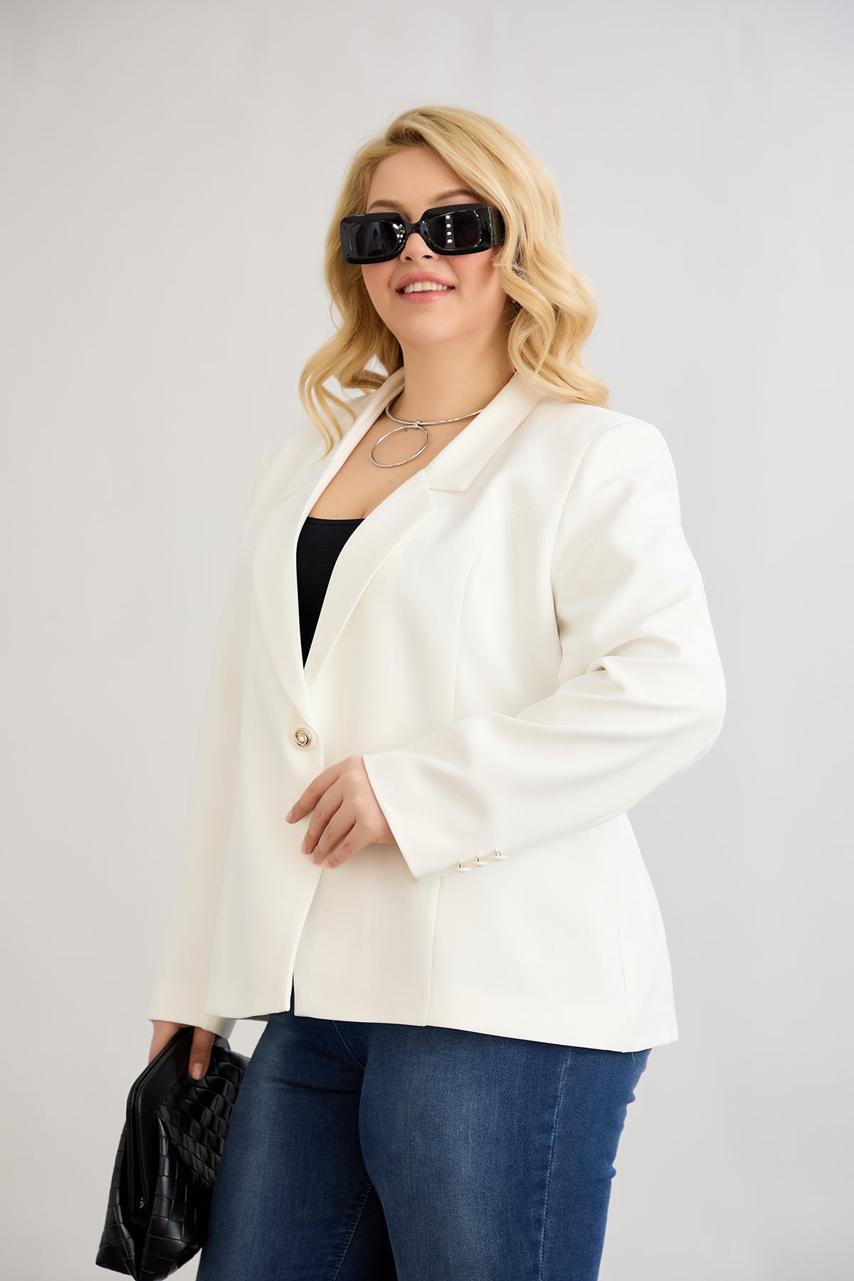 Sacou elegant si modern cu captuseala - alb