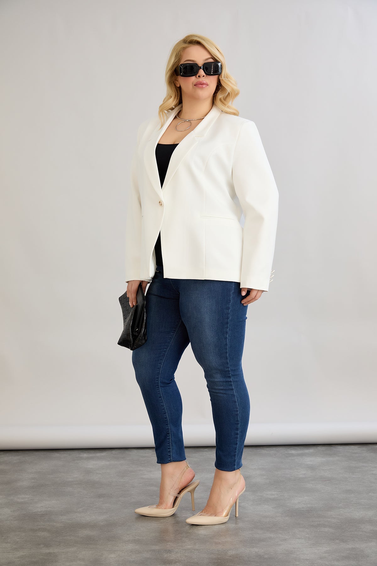 Sacou elegant si modern cu captuseala - alb