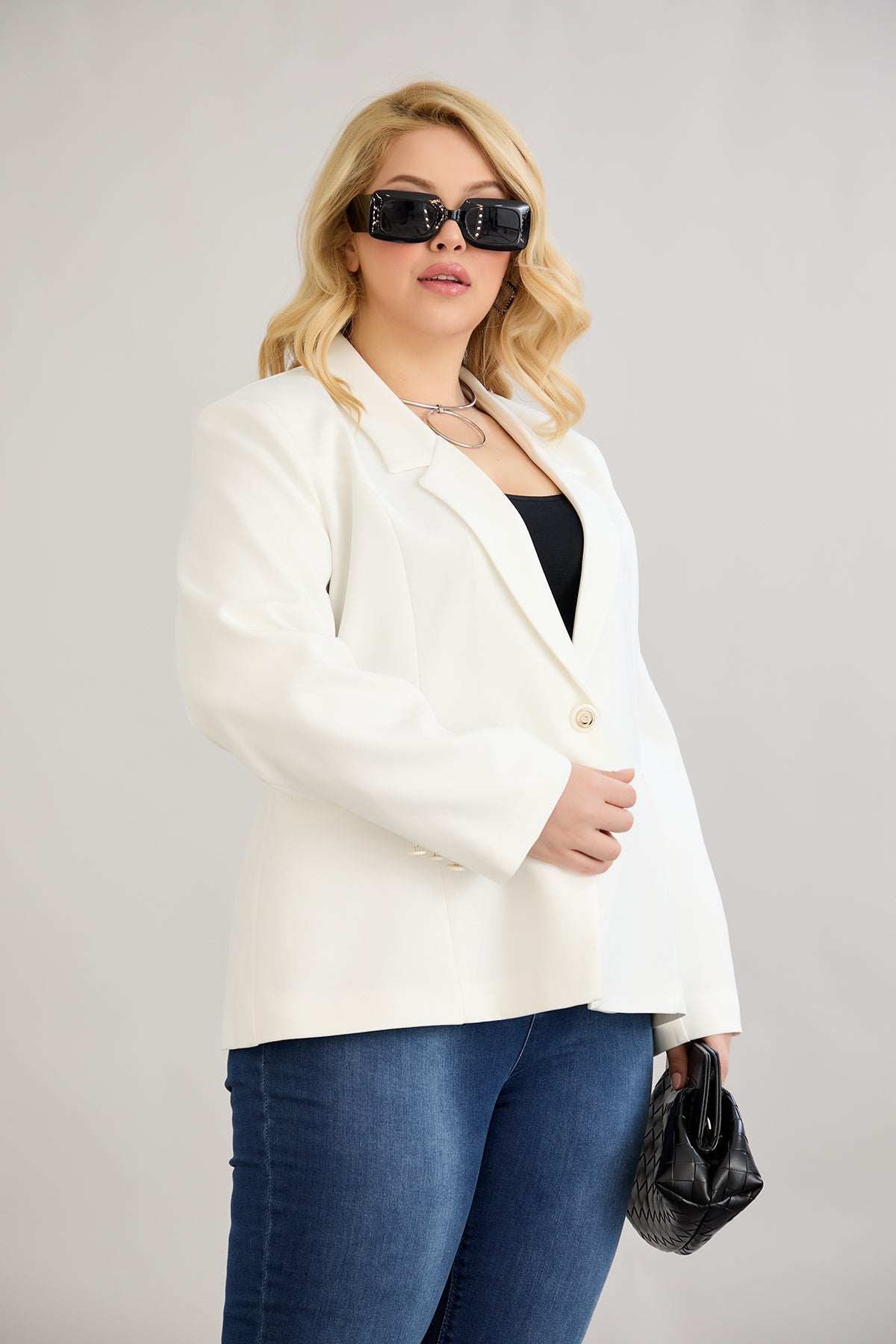 Sacou elegant si modern cu captuseala - alb