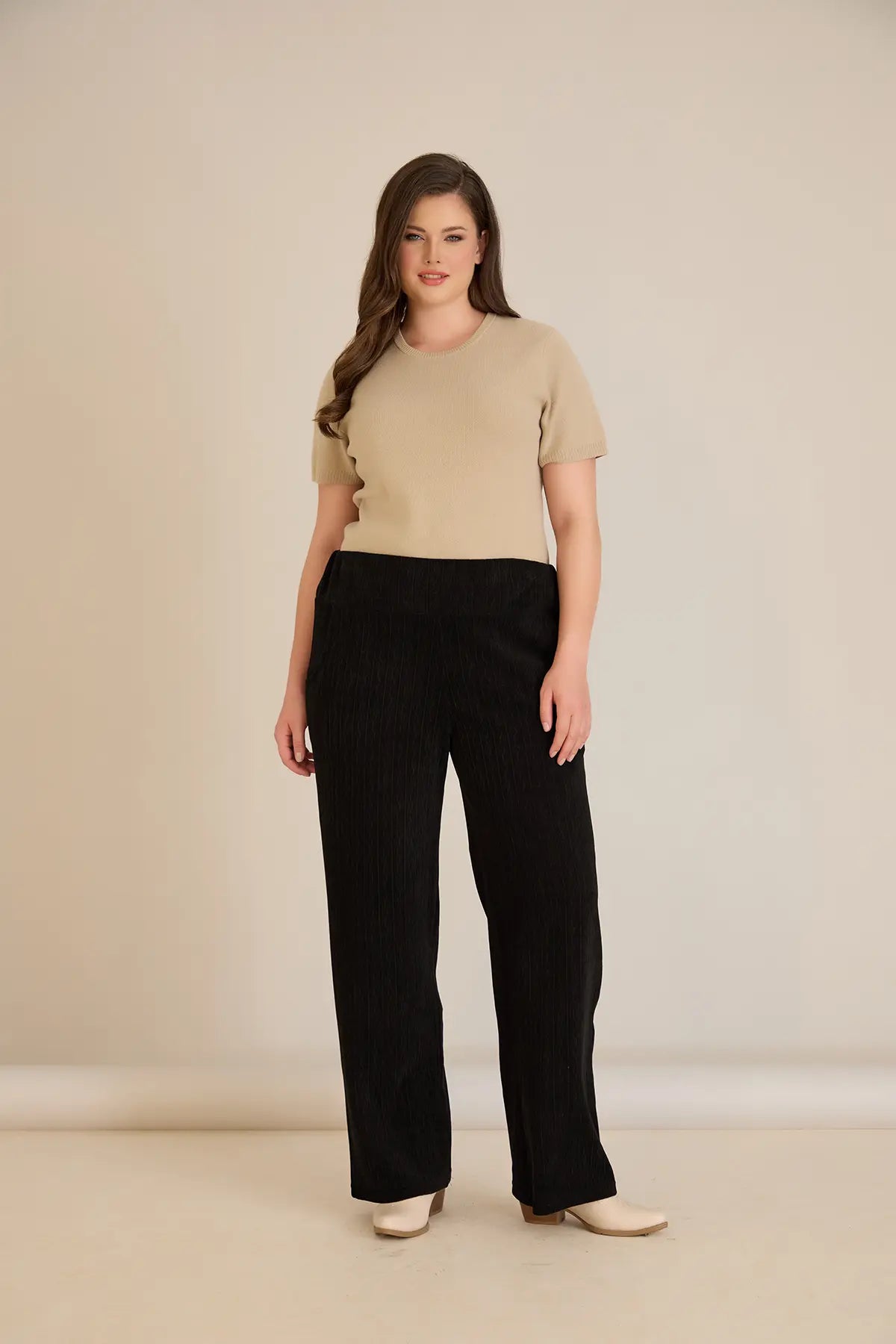 Pantalon larg mărime mare din material texturat