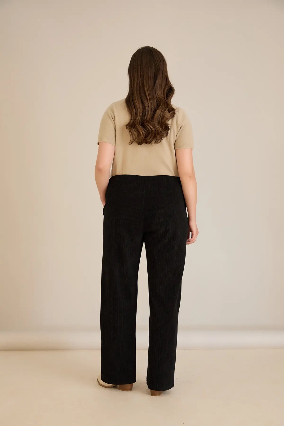 Pantalon larg mărime mare din material texturat