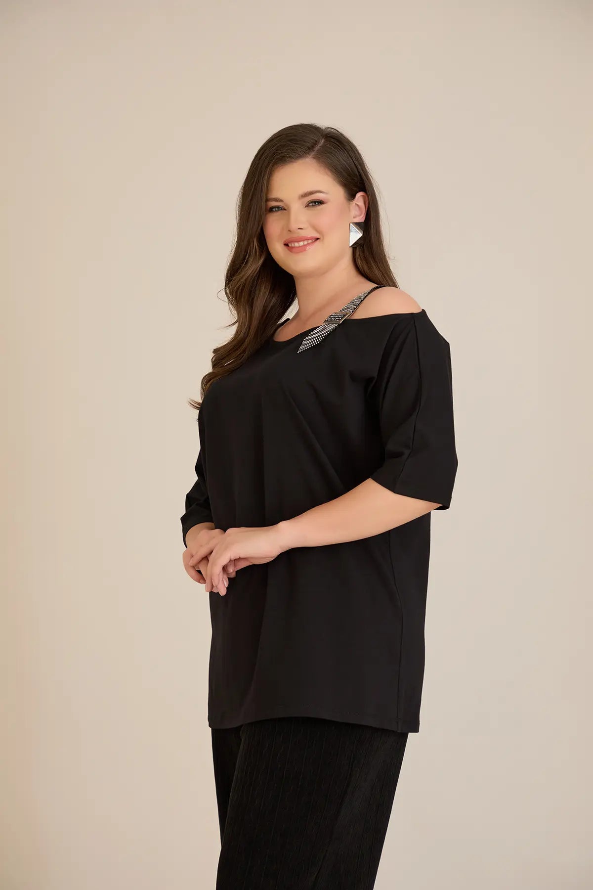 Bluză din bumbac mărime mare cu accent elegant din pietricele