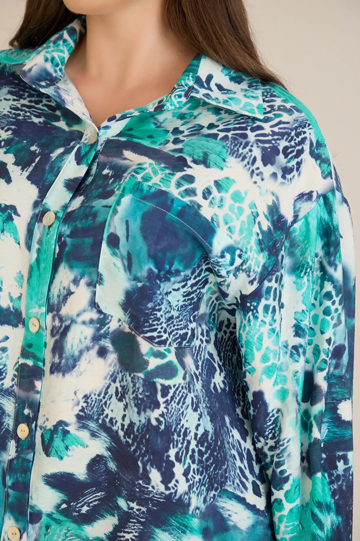 Cămașă elegantă mărime mare din viscoză fină – turcoaz