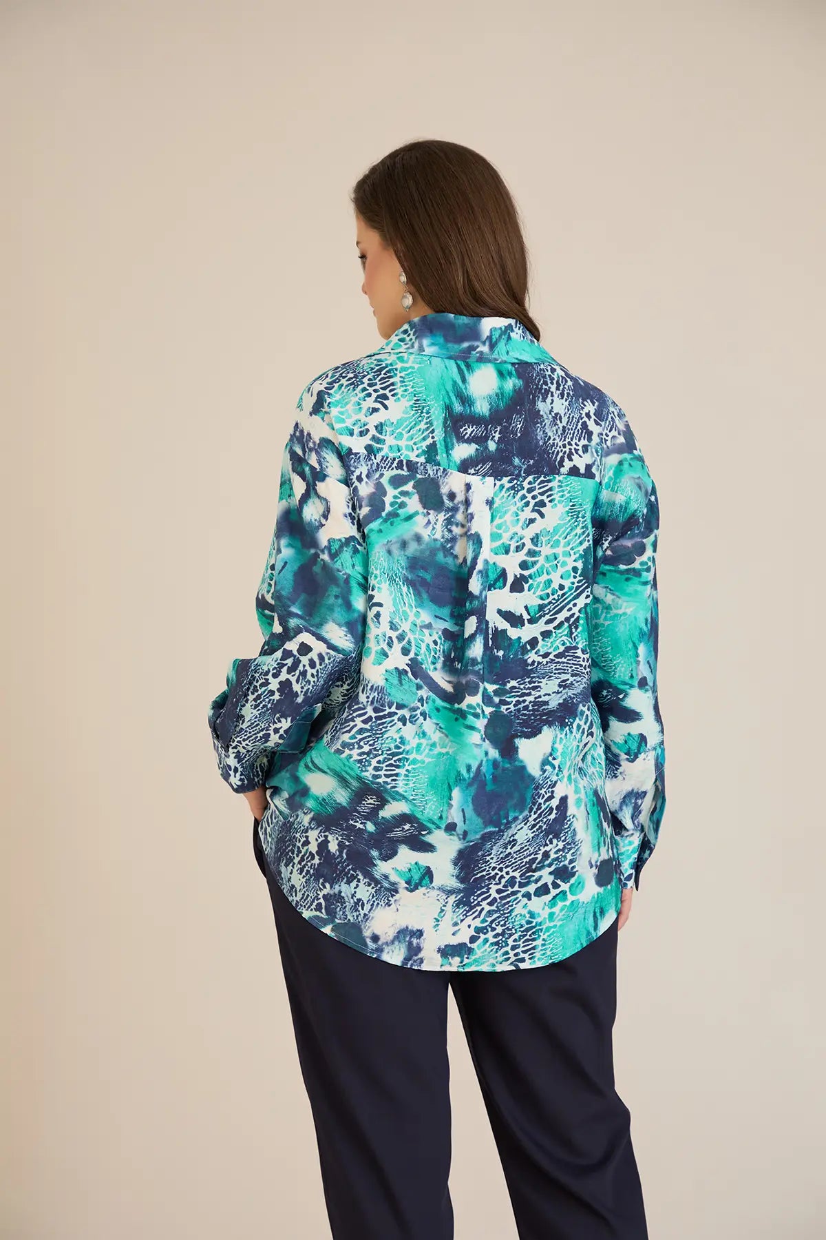 Cămașă elegantă mărime mare din viscoză fină – turcoaz