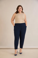 Pantaloni marimi mari elastici si eleganti cu nasturi la mansete - bleumarin
