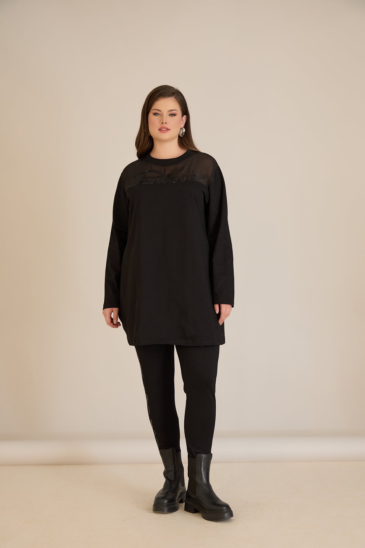 Tunicǎ elegantă mărime mare din bumbac – negru