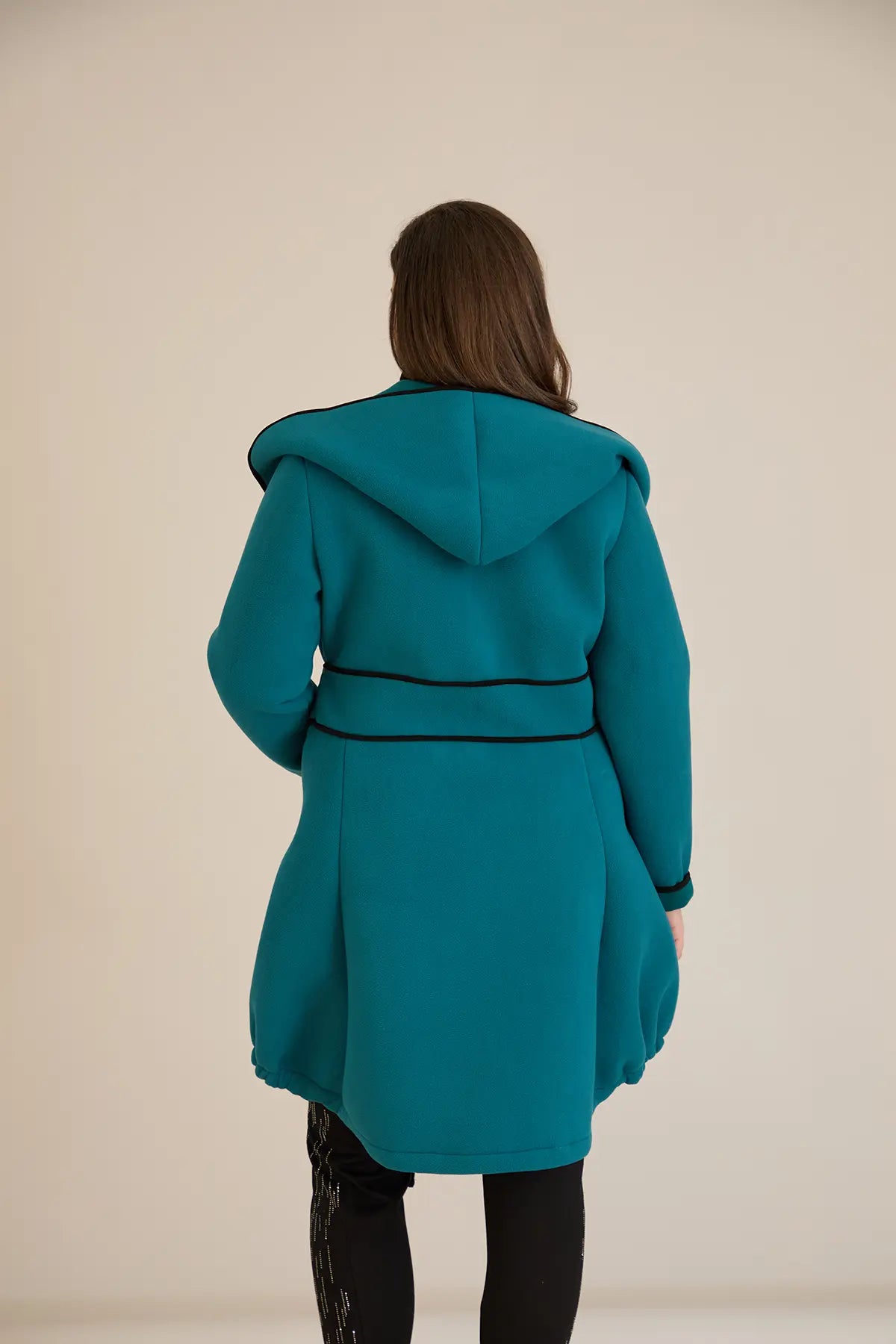 Palton mărime mare de toamnă cu glugă din material ușor