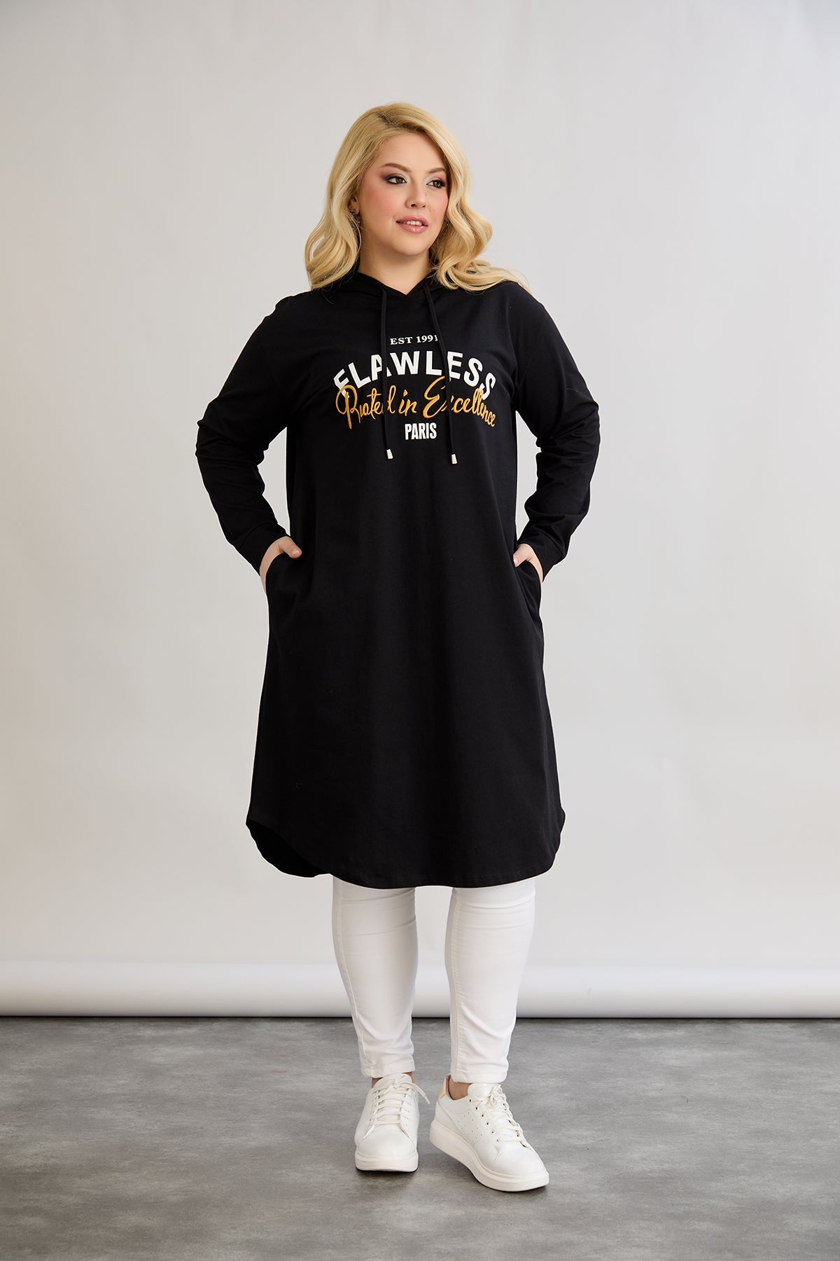 Rochie-tunica marime mare din bumbac cu inscriptie Paris - negru