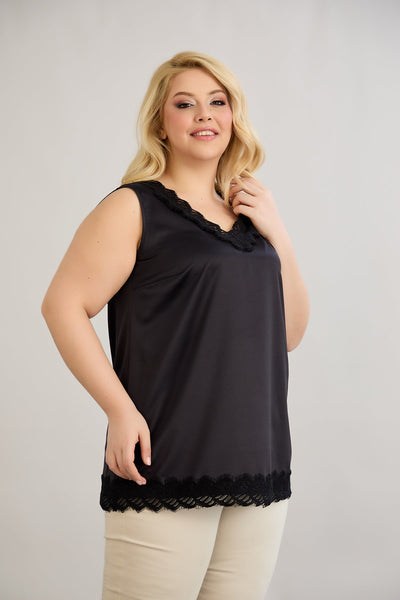Maiou marime mare din satin cu dantela - negru