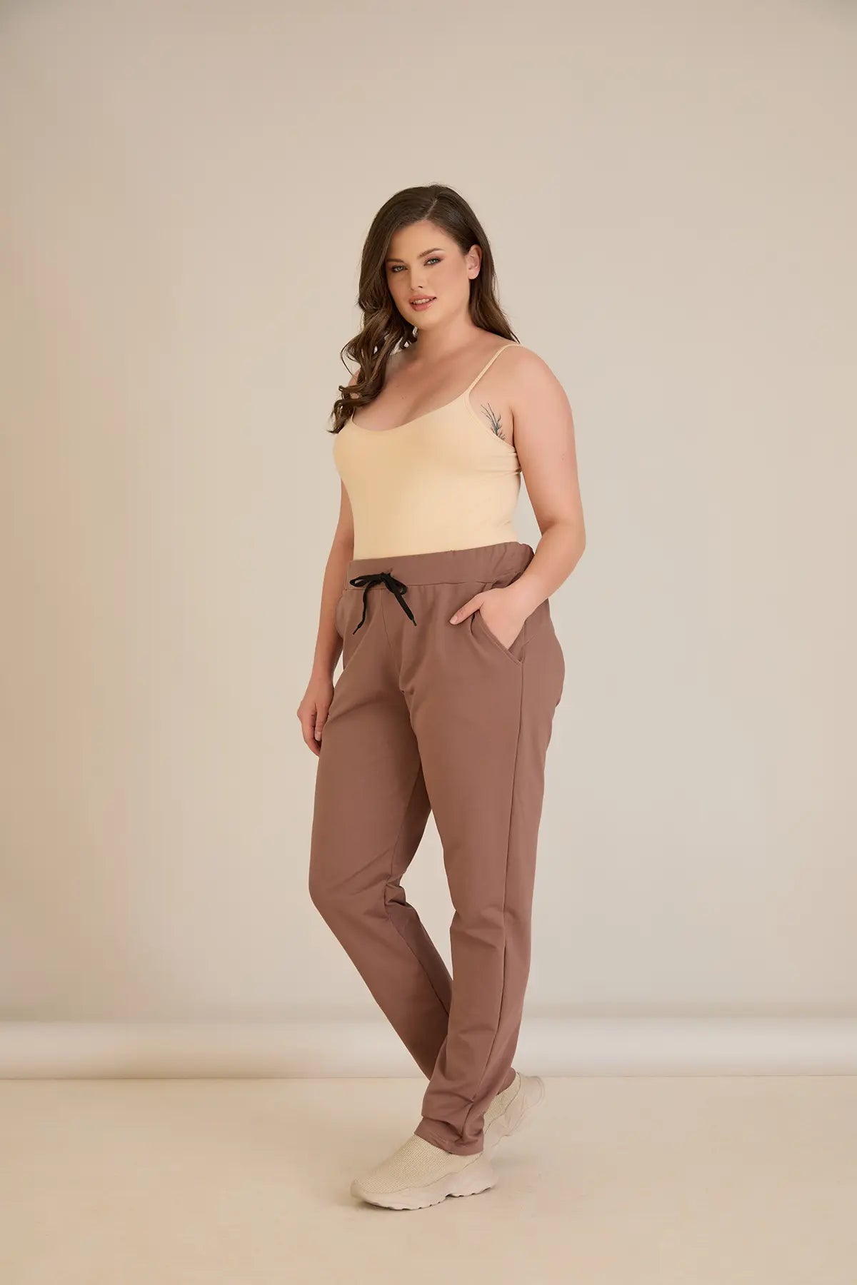 Pantalon sport marime mare Daily - mocca