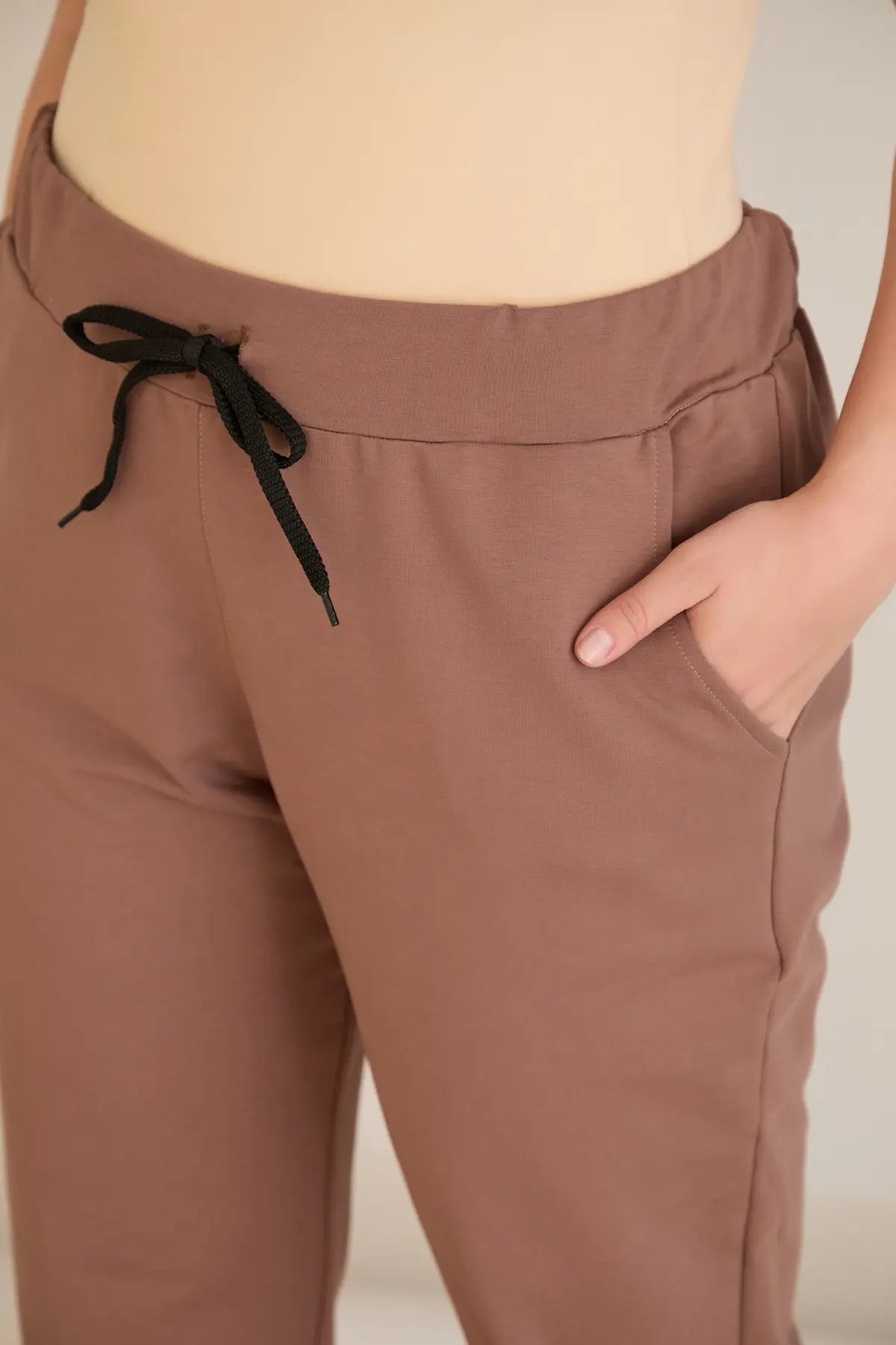 Pantalon sport marime mare Daily - mocca