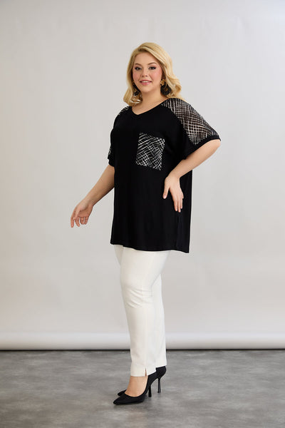 Bluza marime mare cu plasa decorativa - negru