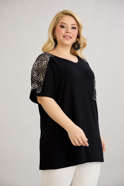 Bluza marime mare cu plasa decorativa - negru